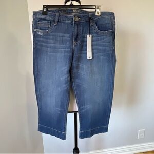 Kut from the Kloth New with tags Natalie Crop size 12 denim NWT casual jean